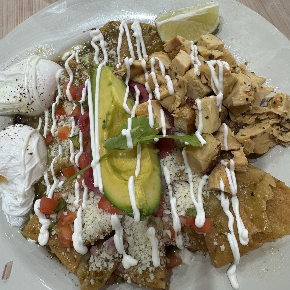 Madi - Chilaquiles - Breakfast & Brunch Near Me - San Diego, California Madi - Chilaquiles - Breakfast & Brunch Near Me - San Diego, California