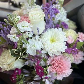 Bloomers Flowers & Gifts - Florists Near Me - Campbell, California
