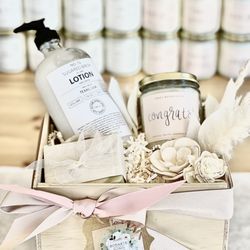 Rodarte Floral Design - We Deliver Custom Gift Boxes