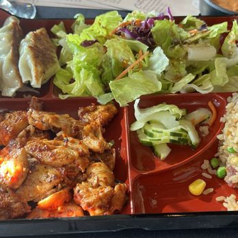 Sukai - Hibachi chicken bento box. With California roll, fried rice, pot stickers and a salad - Teppanyaki Near Me - Friant, California Sukai - Hibachi chicken bento box. With California roll, fried rice, pot stickers and a salad - Teppanyaki Near Me - Friant, California