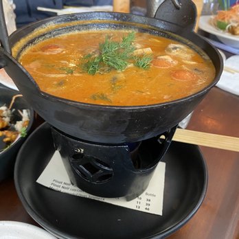 Sun and Moon - Tom yum: I didn't taste it but impressive presentation and looks packed with seafood. - Thai Near Me - San Francisco, California Sun and Moon - Tom yum: I didn't taste it but impressive presentation and looks packed with seafood. - Thai Near Me - San Francisco, California