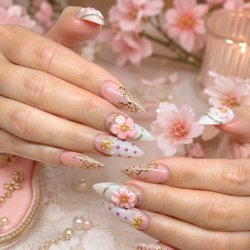 Nail Isle