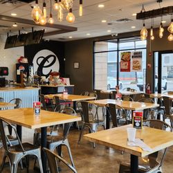 Capriotti's Sandwich Shop - Clean inside.