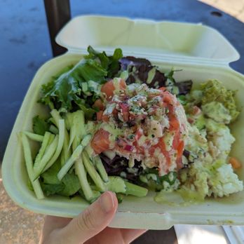 Rollin' Fresh - Showtime 1/2 salad & 1/2 rice - Sushi Bars Near Me - Portland, Oregon