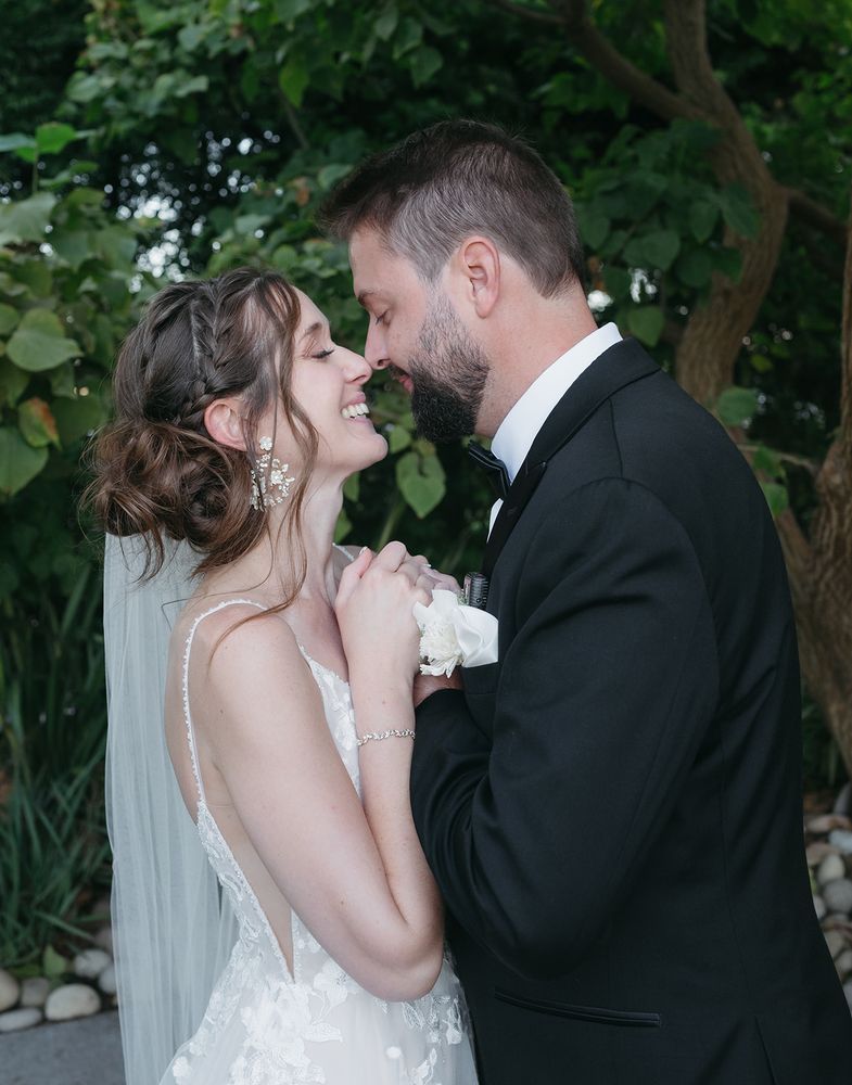 Jodi Snowden & Co. Logo