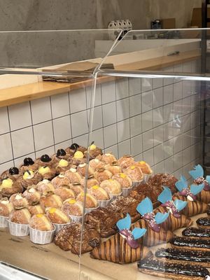 Supermoon Bakehouse by null
