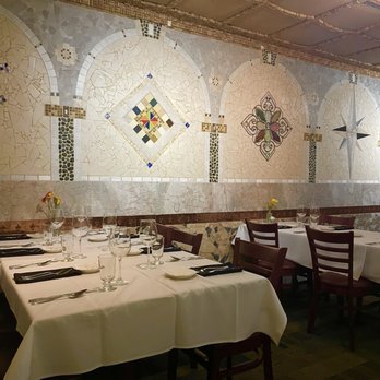 Dwight's Bistro - French Near Me - Jacksonville Beach, Florida