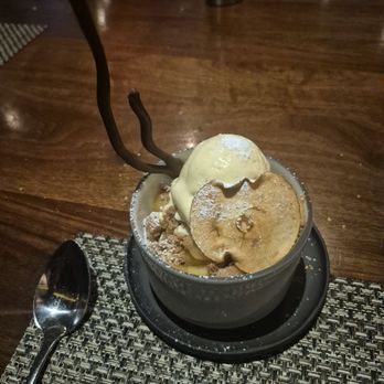 J. Gilbert's Wood-Fired Steaks & Seafood - Apple Crumble - Seafood Near Me - Des Peres, Missouri