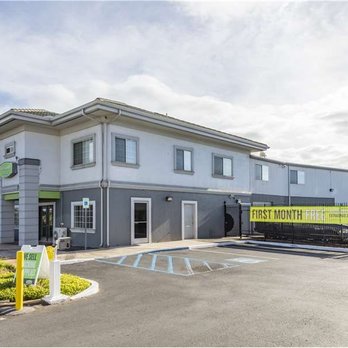 Extra Space Storage - Beauty Image - Extra Space Storage at 590 Farrington Hwy, Kapolei, HI 96707 - Self Storage Near Me - Kapolei, Hawaii