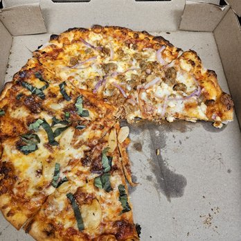 Rock'n Dough Pizza + Brew - Pizza Near Me - Germantown, Tennessee Rock'n Dough Pizza + Brew - Pizza Near Me - Germantown, Tennessee