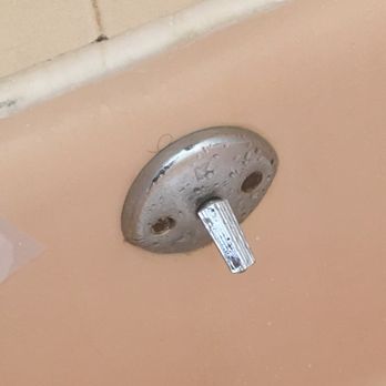 Blue Palms - More hair in the tub - Hotels Near Me - Wildwood, New Jersey