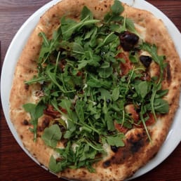 Spicy Pancetta and Figs Pizza