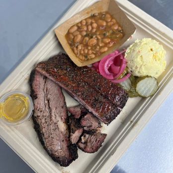 Gardner Barbecue - Barbeque Near Me - Lexington, Texas
