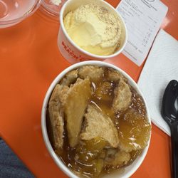 The Peach Cobbler Factory - Huntsville - Peach cobbler and ice cream