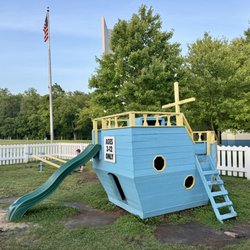 Becky's Drive In - Children's playground