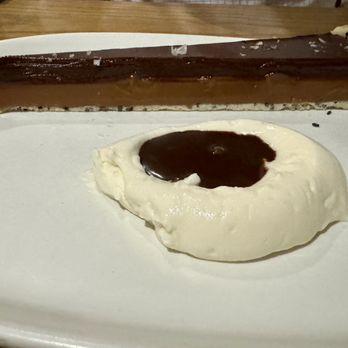 Restaurant Constance - Chocolate miso tart - New American Near Me - Charlotte, North Carolina