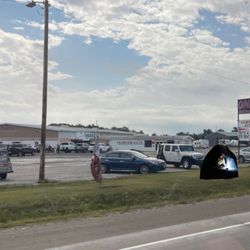 Oink's Restaurant - Me camping outside to make sure I was first to get the ribs!