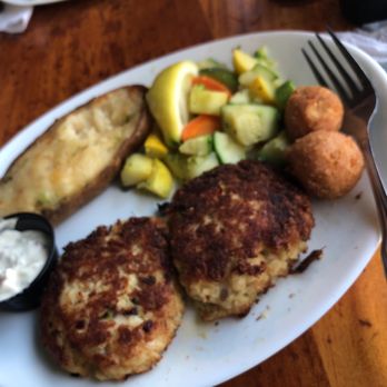 Pompano Joe's - Seafood Near Me - Destin, Florida