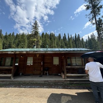 320 Guest Ranch - Guest Houses Near Me - Gallatin Gateway, Montana