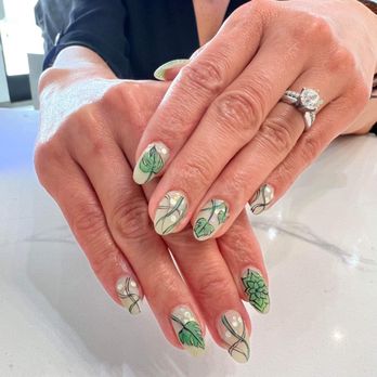 Bui Beauty Bar - tropical designs inspired - Eyelash Service Near Me - Redondo Beach, California Bui Beauty Bar - tropical designs inspired - Eyelash Service Near Me - Redondo Beach, California