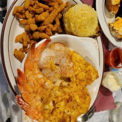 Edgewater Restaurant - Broiled seafood platter