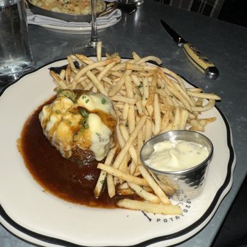 Meat & Potatoes - Filet mignon with frites - New American Near Me - Pittsburgh, Pennsylvania Meat & Potatoes - Filet mignon with frites - New American Near Me - Pittsburgh, Pennsylvania