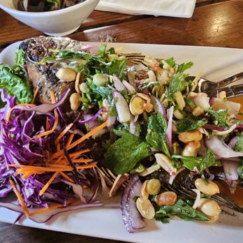 MeeBoon Thai Cafe - Thai Near Me - Beaverton, Oregon