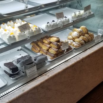 Honu Bakery - Bakeries Near Me - Honolulu, Hawaii