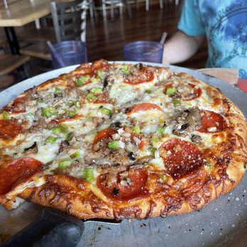 Impellizzeri's - Deluxe pizza. Delicious. 8/10 it didn't quite have homemade Italian pizzeria taste I was anticipating. - Pizza Near Me - Elizabethtown, Kentucky Impellizzeri's - Deluxe pizza. Delicious. 8/10 it didn't quite have homemade Italian pizzeria taste I was anticipating. - Pizza Near Me - Elizabethtown, Kentucky