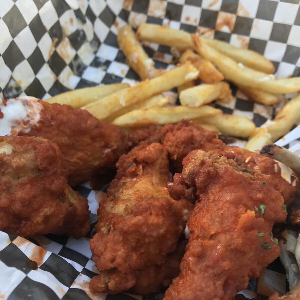 Wing Box - Food Trucks Near Me Wing Box - Food Trucks Near Me