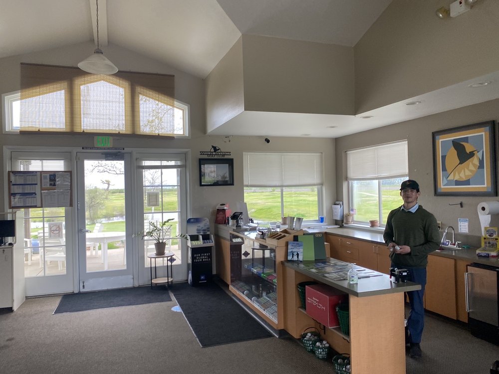 Wild Wings Golf Club Logo
