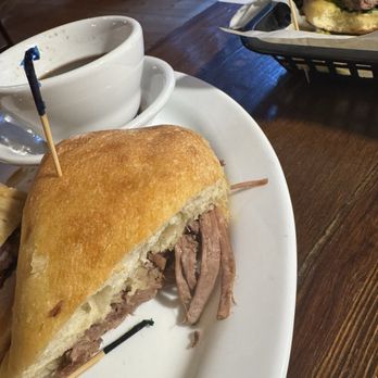 Camp 18 Restaurant - French Dip - American Near Me - Seaside, Oregon