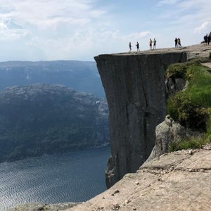 GLENN PFEFFER, MD - CEDARS SINAI ORTHOPEDIC CENTER - 43 Photos & 83 ...