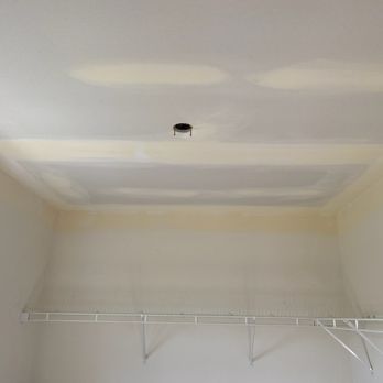 Illinois Wall Doctors - a ceiling with drywall - General Contractors Near Me - Plainfield, Illinois