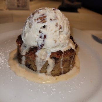 Ocean Prime - Cinnamon Roll Bread Pudding - Seafood Near Me - Washington, DC, District of Columbia