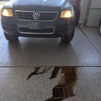 Big O Tires Store - Oil in the cracks as well. - Oil Change Stations Near Me - Phoenix, Arizona