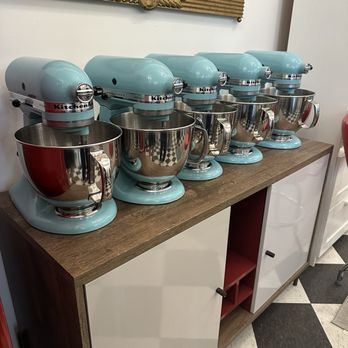 Bettie's Chicago - Love. So pretty - Cooking Classes Near Me - Chicago, Illinois Bettie's Chicago - Love. So pretty - Cooking Classes Near Me - Chicago, Illinois