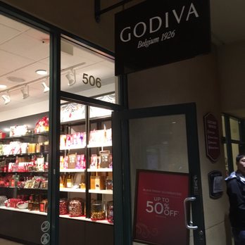 Camarillo Premium Outlets - Black Friday sale: Godiva up to 50% off - Shopping Centers Near Me - Camarillo, California