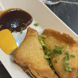 The Thames - Vegetable samosas
