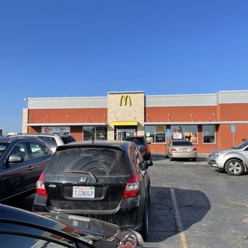 McDonald's - Burgers Near Me - Coalinga, California McDonald's - Burgers Near Me - Coalinga, California