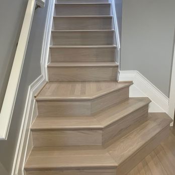 Eduard's Wood Floors - Stairs and landing - Flooring Near Me - Fairfax, Virginia Eduard's Wood Floors - Stairs and landing - Flooring Near Me - Fairfax, Virginia
