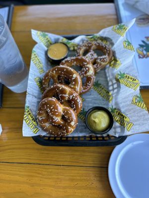 Dagwood’s Deli & Sports Bar by null