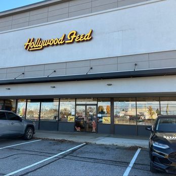 Hollywood Feed - Pet Stores Near Me - Greenwood, Indiana Hollywood Feed - Pet Stores Near Me - Greenwood, Indiana