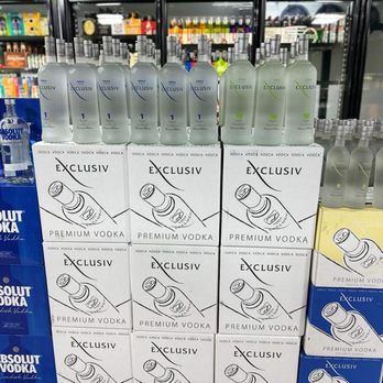 Royal Liquor Store - Beer, Wine & Spirits Near Me - Tifton, Georgia Royal Liquor Store - Beer, Wine & Spirits Near Me - Tifton, Georgia