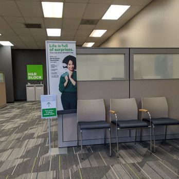 H&R Block - Ample seating in the waiting area - Tax Services Near Me - Troutdale, Oregon H&R Block - Ample seating in the waiting area - Tax Services Near Me - Troutdale, Oregon