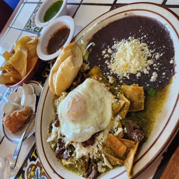 La Cabañita - chilaquiles - Mexican Near Me - Glendale, California La Cabañita - chilaquiles - Mexican Near Me - Glendale, California