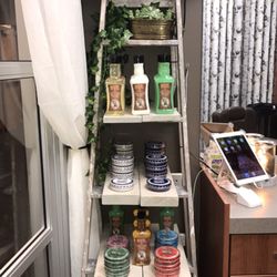 Parlor 19 - Reuzel products sold here!