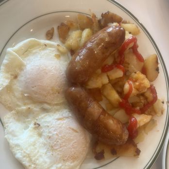 Chris & Angies Dinette - Breakfast & Brunch Near Me - Nutley, New Jersey
