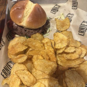Ernie's On Gull - Classic Cheeseburger - Bars Near Me - Brainerd, Minnesota Ernie's On Gull - Classic Cheeseburger - Bars Near Me - Brainerd, Minnesota