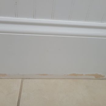 Carolina Beach Realty - Ripped off molding. - Vacation Rentals Near Me - Carolina Beach, North Carolina Carolina Beach Realty - Ripped off molding. - Vacation Rentals Near Me - Carolina Beach, North Carolina